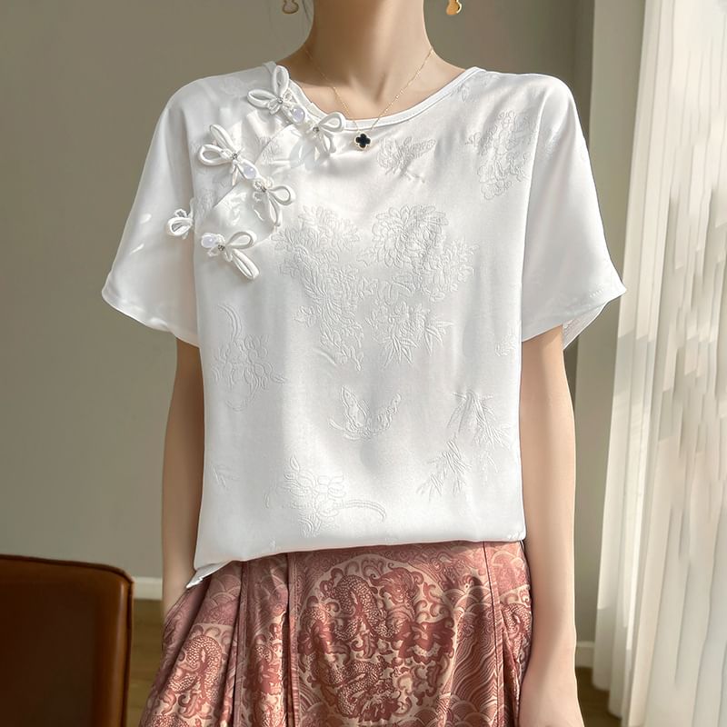 Short-Sleeve Round Neck Floral Embroidered Frog Buttoned Top