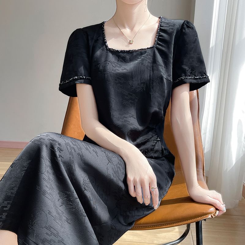 Short-Sleeve Square-Neck Floral Jacquard Satin Midi A-Line Dress