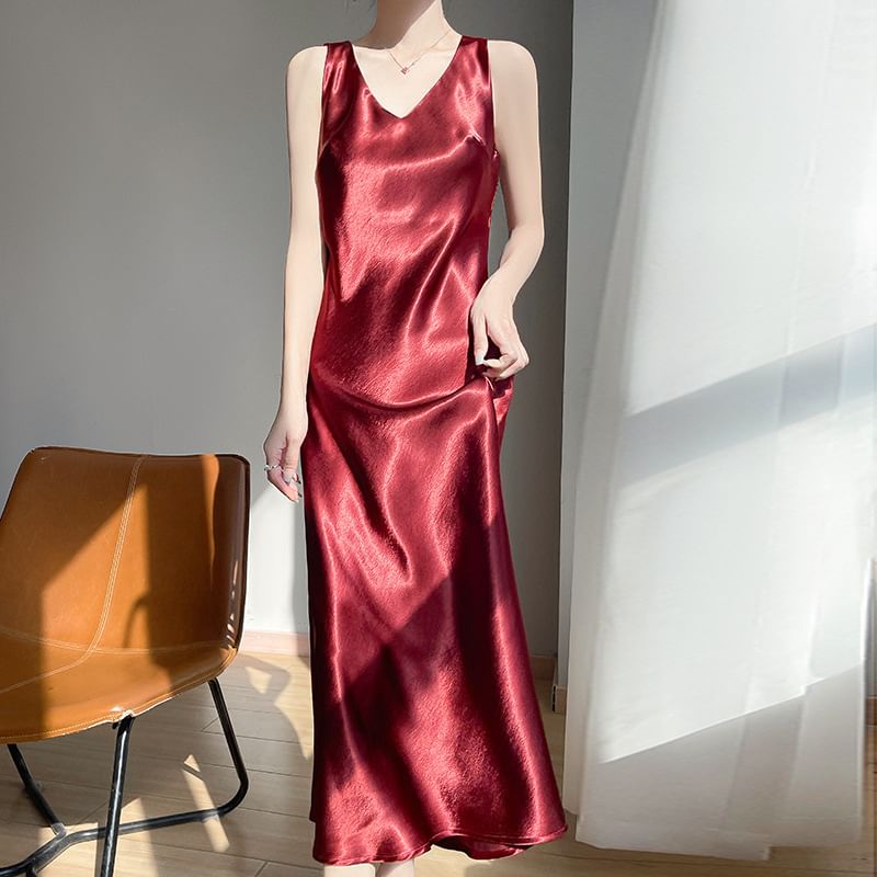 Sleeveless V-Neck Satin Midi A-Line Dress
