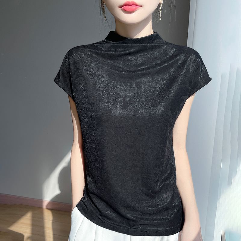 Short-Sleeve High Neck Floral Jacquard Top