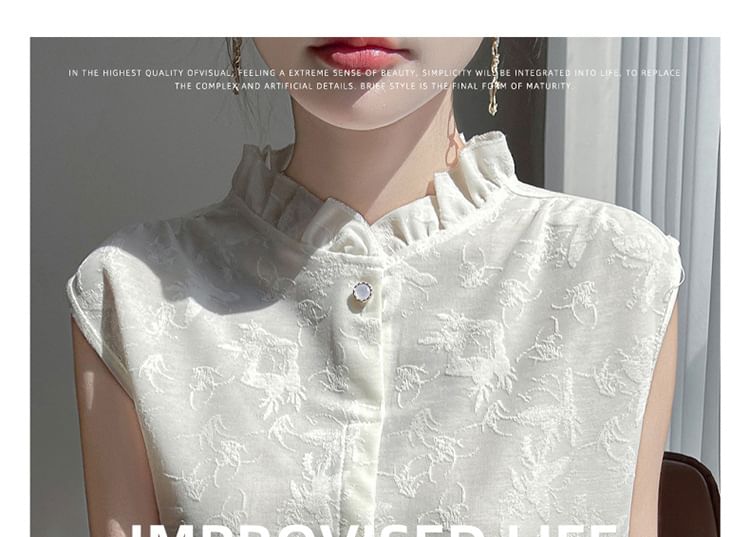 Sleeveless Floral Print Ruffled Button-Up Top