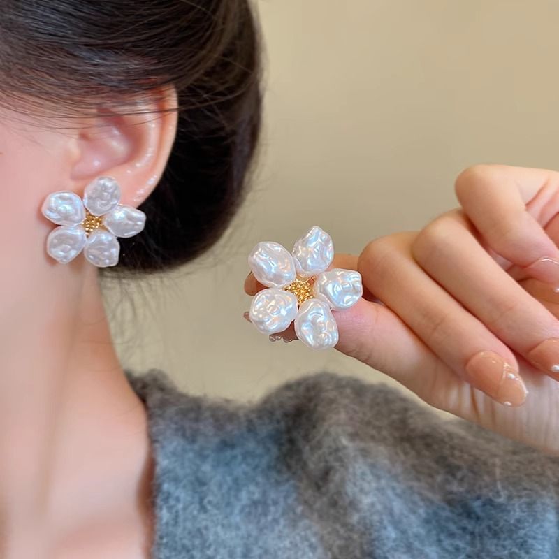 Statement Floral Alloy Earring Faux Pearl