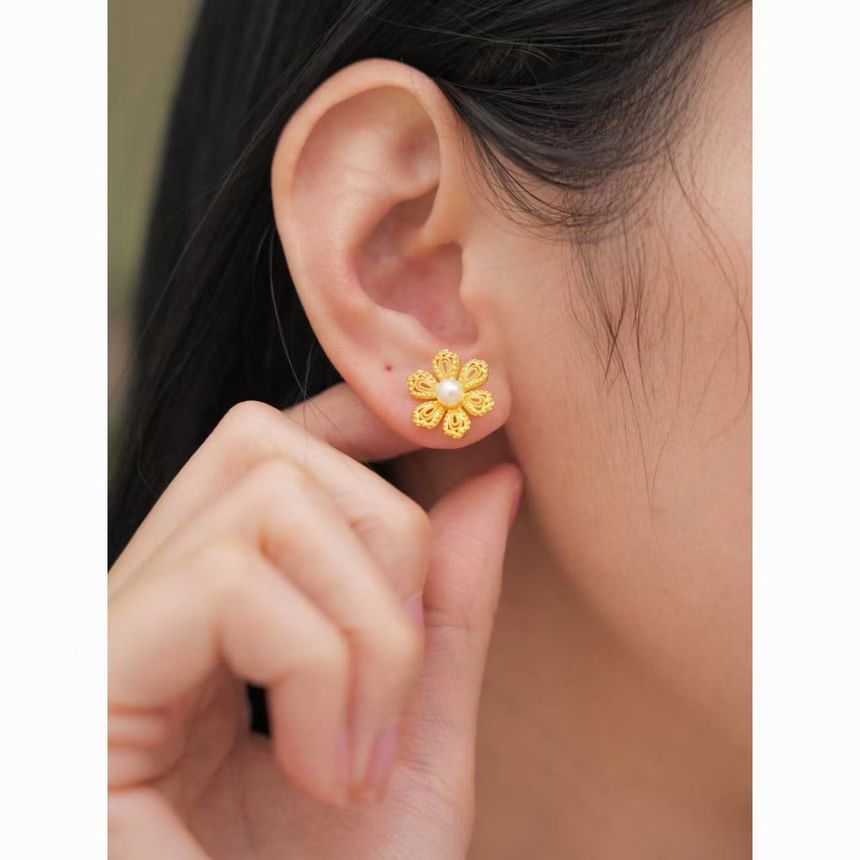 Pearl Floral Alloy Earring Faux Stud
