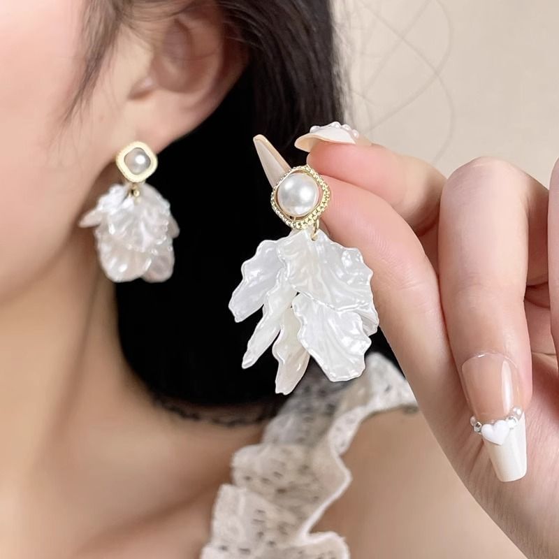 Earring Alloy Petal Statement Faux Pearl