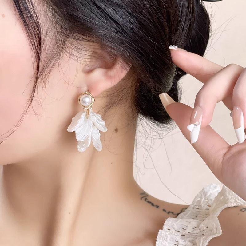 Earring Alloy Petal Statement Faux Pearl