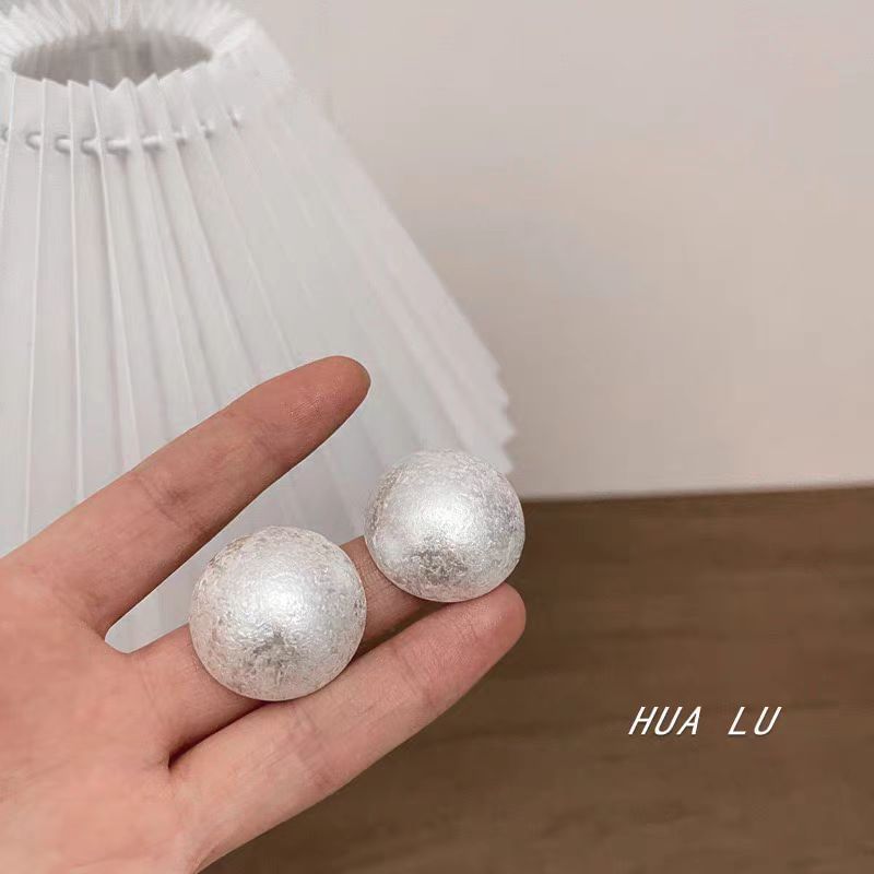 Stud Earring Brushed Alloy Bead