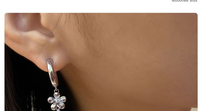 Dangle Asymmetrical Floral Alloy Earring