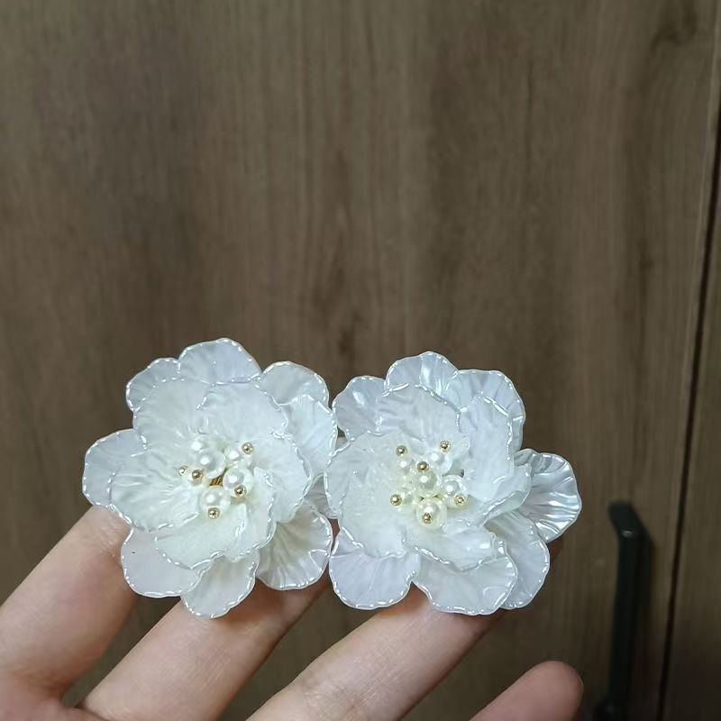Floral Statement Alloy Faux Earring Pearl