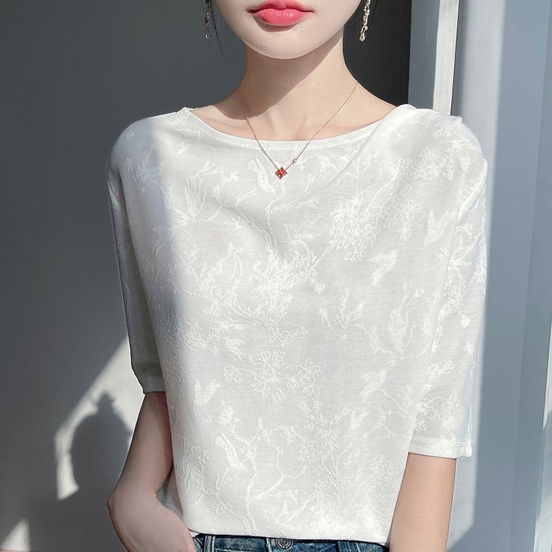 Short-Sleeve Round Neck Floral Tee