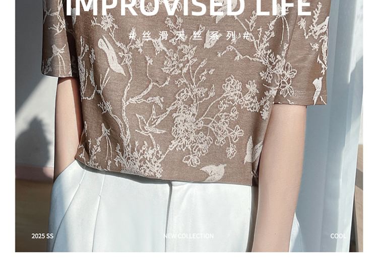 Short-Sleeve Round Neck Floral Tee