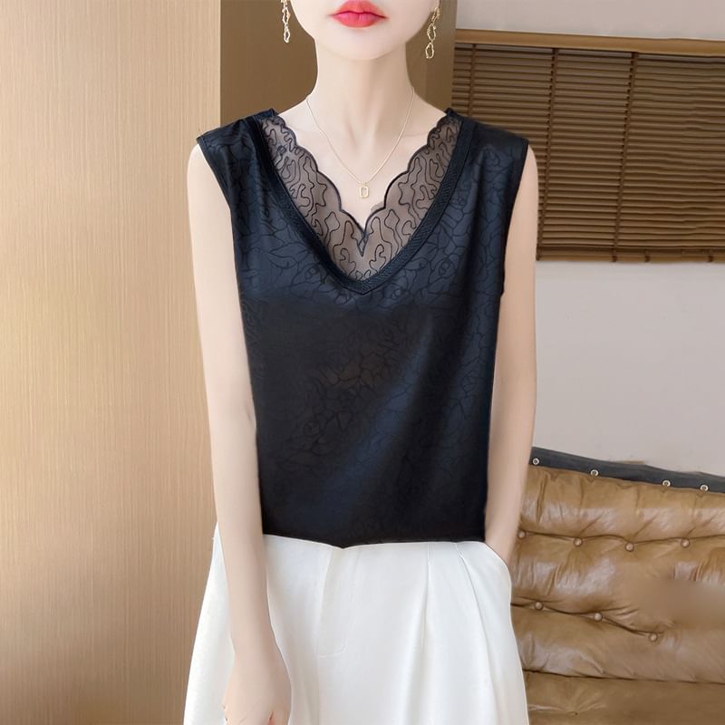 V-Neck Jacquard Mesh Panel Tank Top