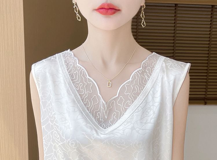 V-Neck Jacquard Mesh Panel Tank Top