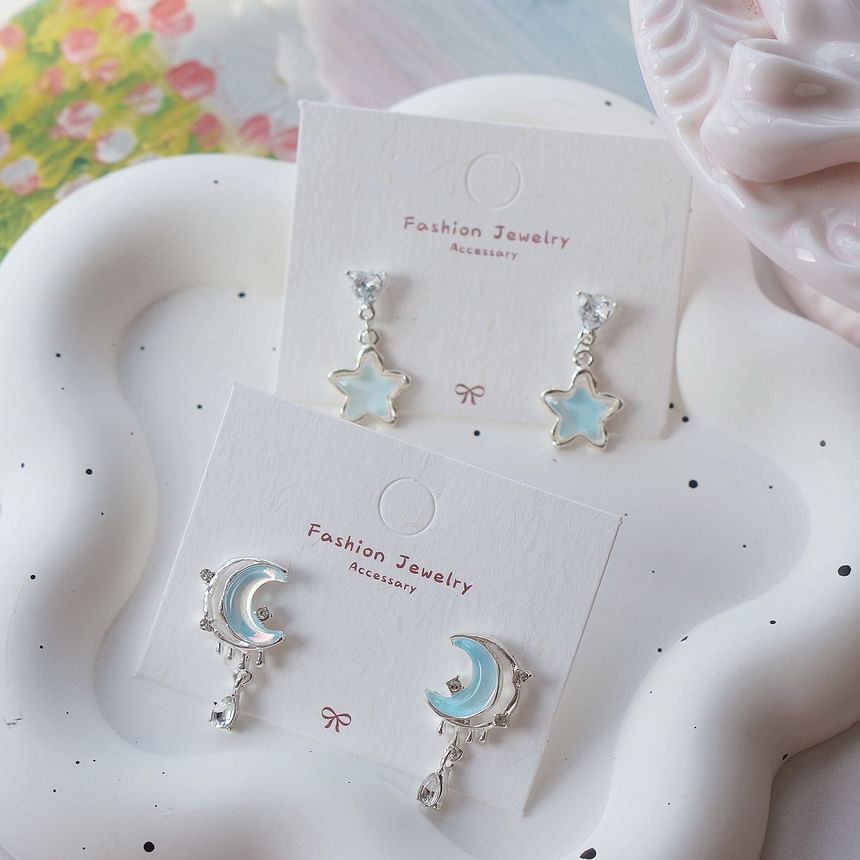 Asymmetrical Stud Earring