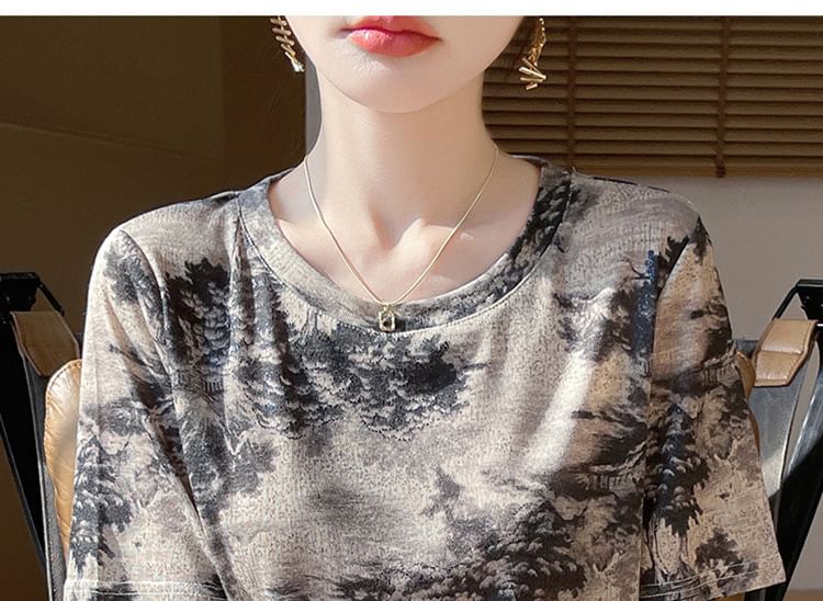 Short-Sleeve Crew Neck Patterned Tee