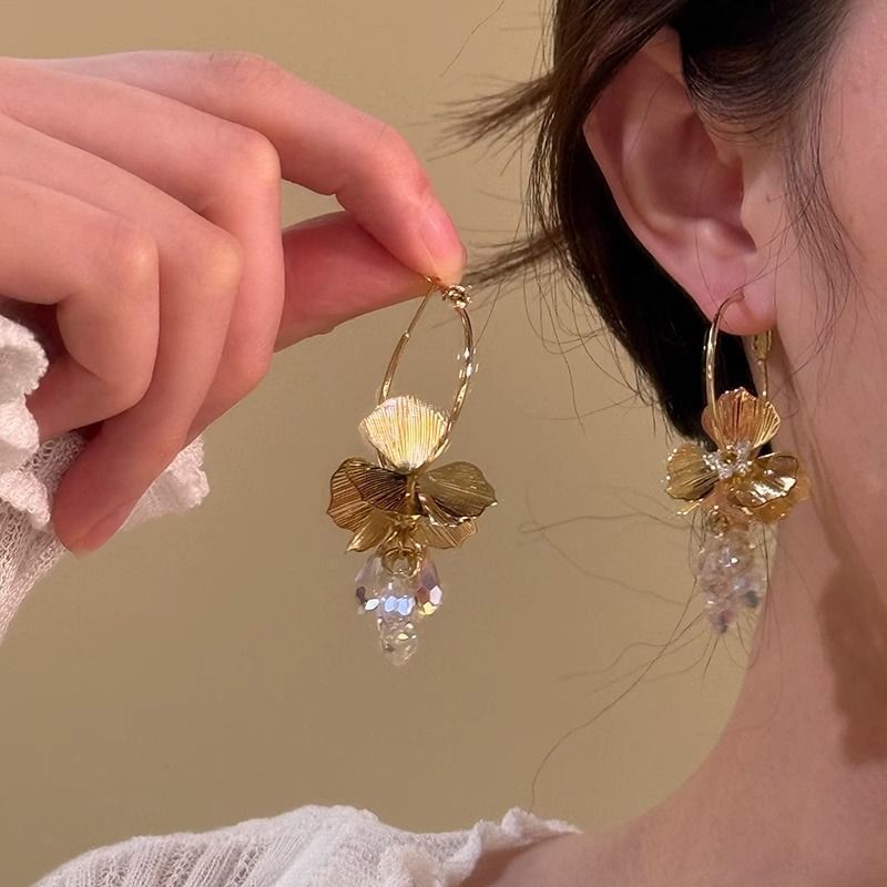 Floral Earring Hoop