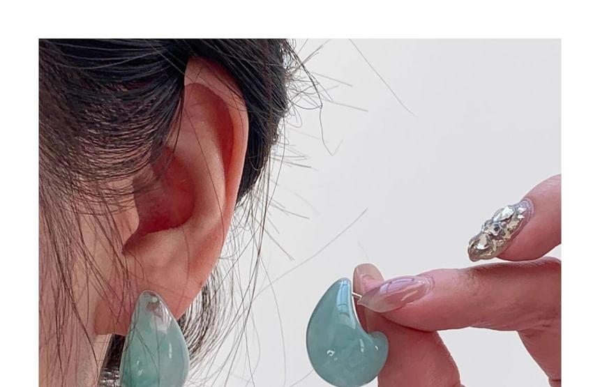 Earring Water Glazed Leverback Drop