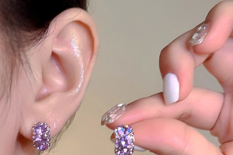 Cuff CZ Ear