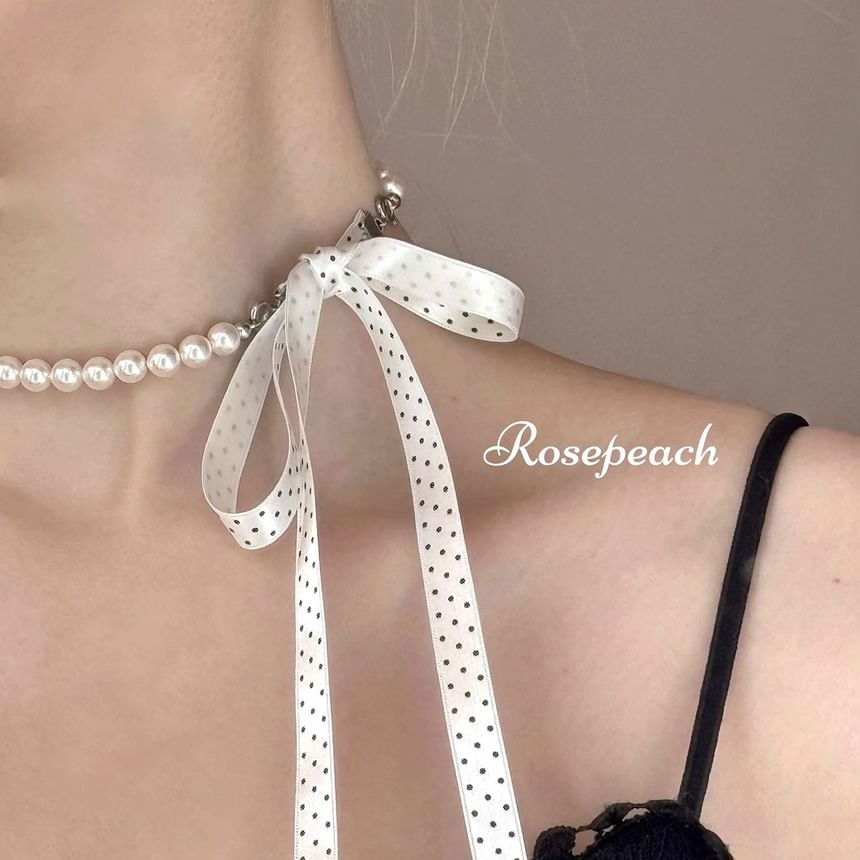 Beaded Necklace Dotted Ribbon
