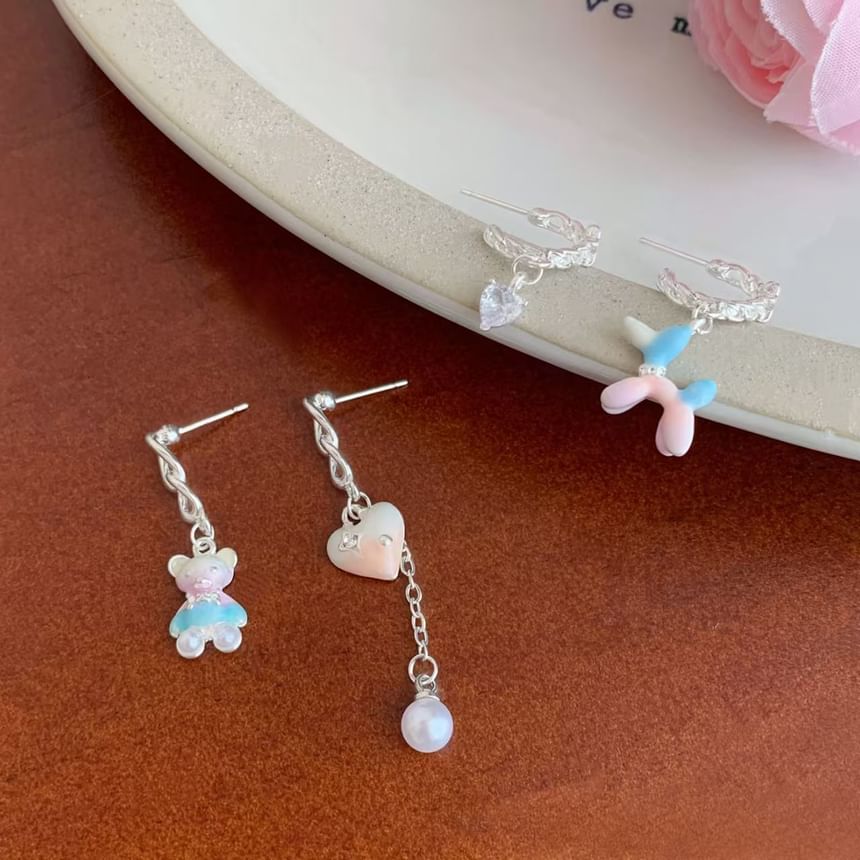 Earring Bear Dangle Asymmetrical