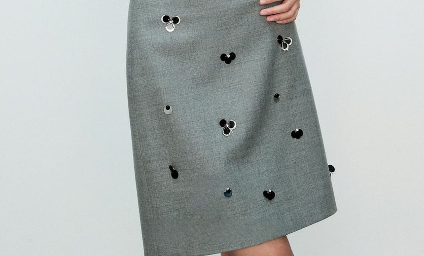 Short-Sleeve Crewneck Plain T-Shirt / Heart Pattern Pencil Skirt