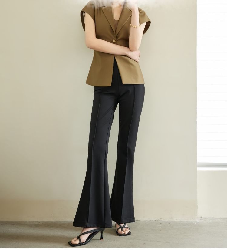 Short-Sleeve Twisted Plain Shirt