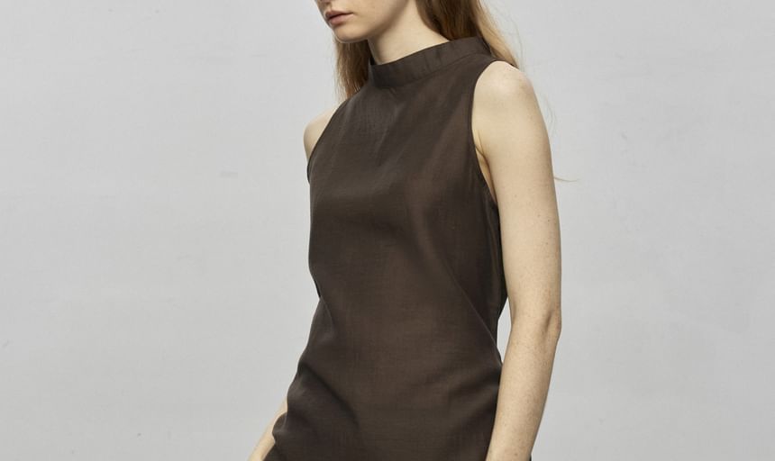 Sleeveless Mock Neck Plain Top / High Waist Wide Leg Pants