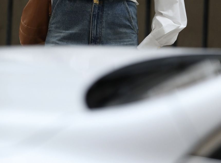 Puff-Sleeve V-Neck Plain Blouse