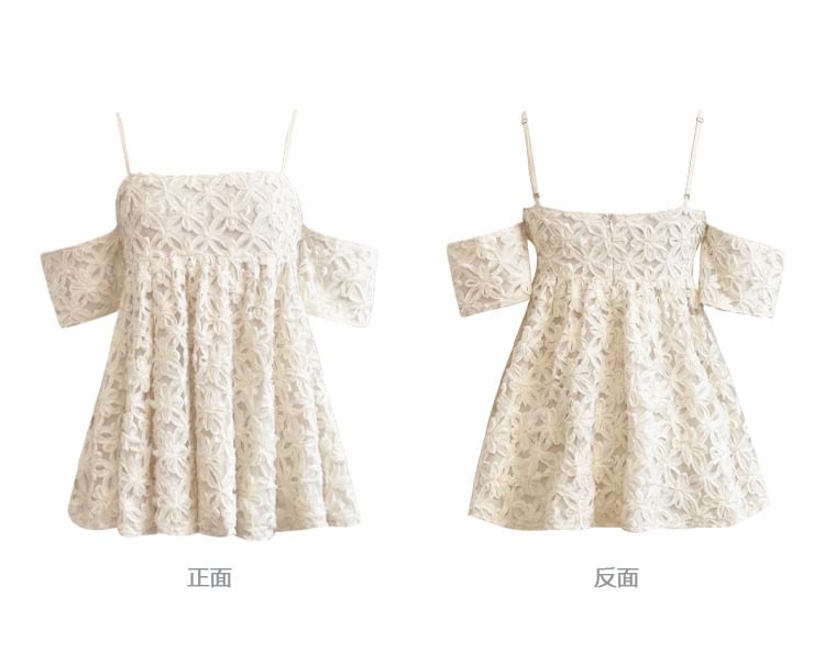 Short-Sleeve cold Shoulder Floral Pattern Blouse