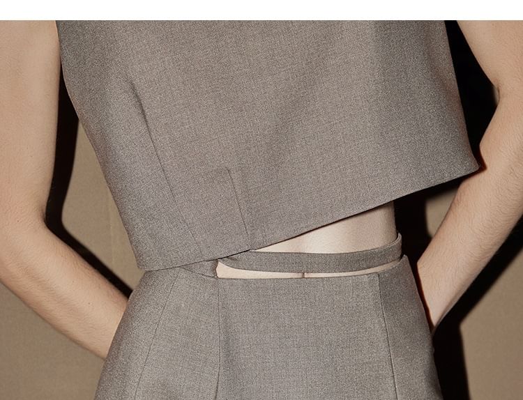 Crop Tank Top / High Waist Plain Maxi Skirt