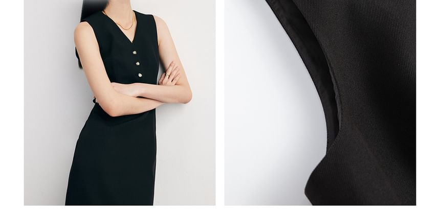 Sleeveless V-Neck Cutout Plain Maxi Sheath Dress