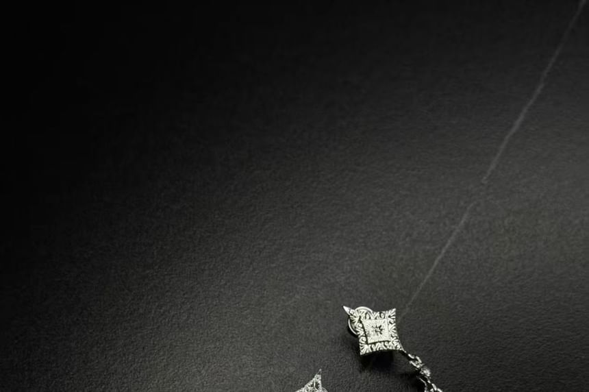 Rhinestone Clip-On Drop Rhombus Earring