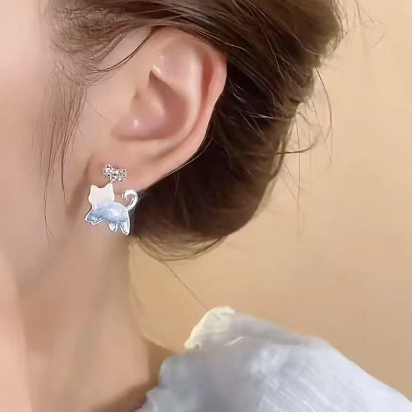 Cat Drop Earring Bow