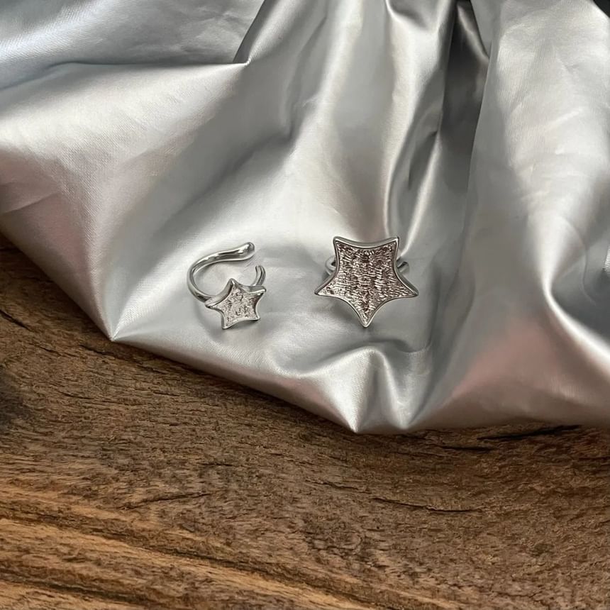 Asymmetrical Cuff Star Ear