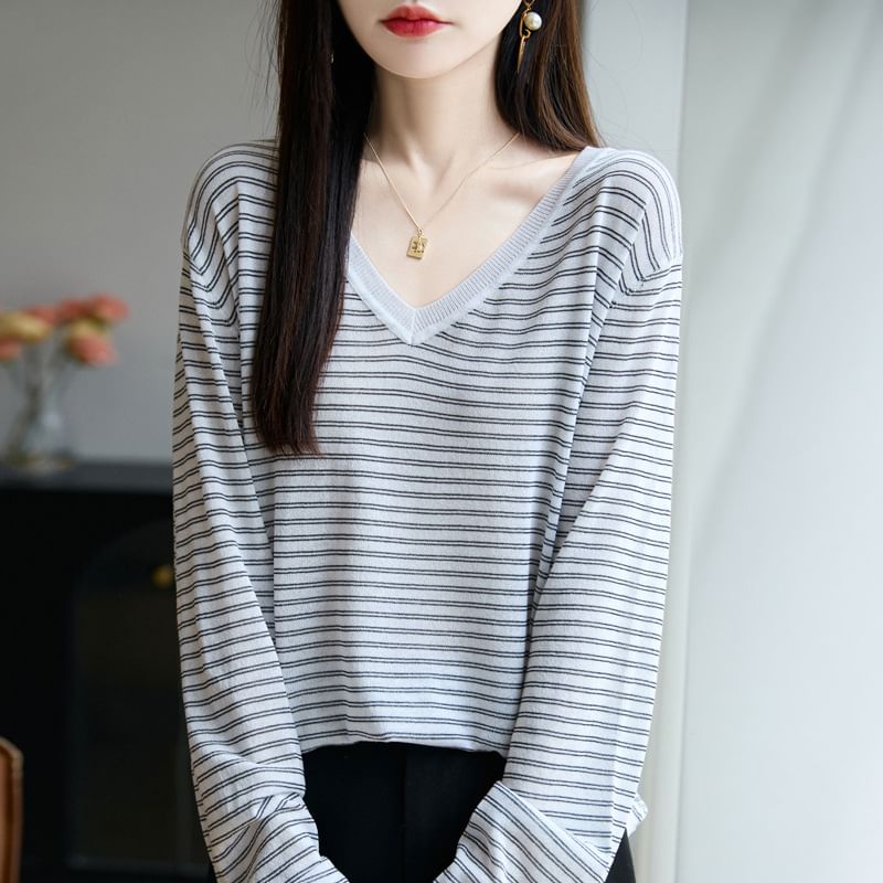 Long-Sleeve V-Neck Striped T-Shirt