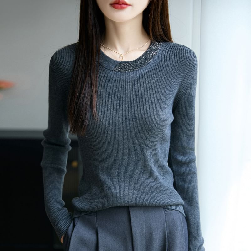 Long-Sleeve Round Neck Rhinestone Ribbed Knit Top