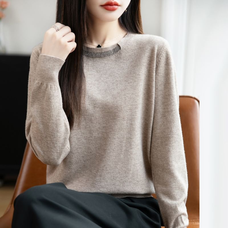 Long-Sleeve Round Neck Plain Rhinestone Knit Top