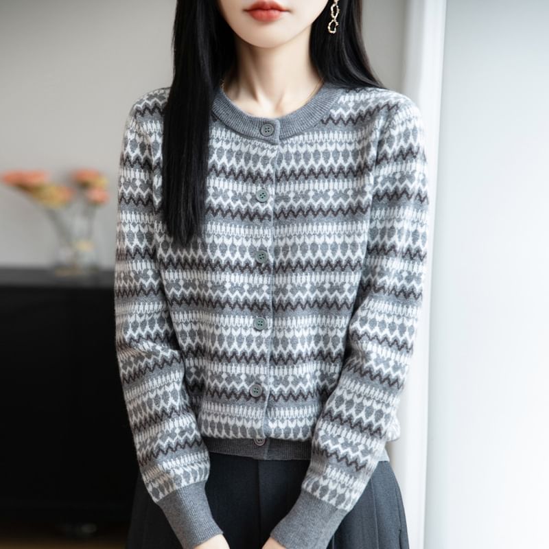 Round Neck Patterned Cardigan