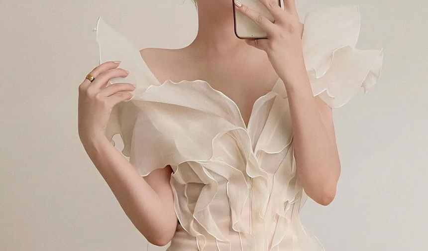 Cap-Sleeve V-Neck Ruffle Plain Mini A-Line Dress