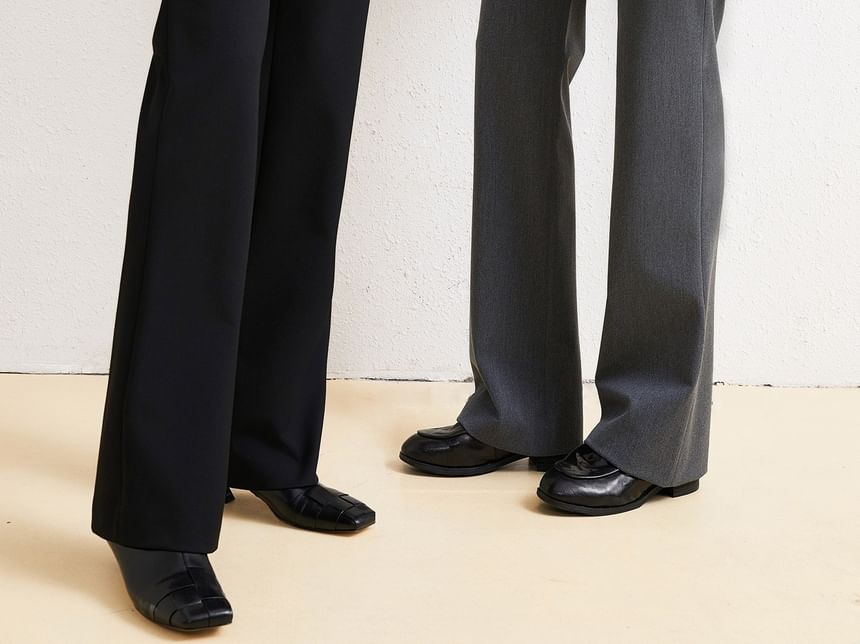 Mid Rise Plain Bootcut Suit Pants