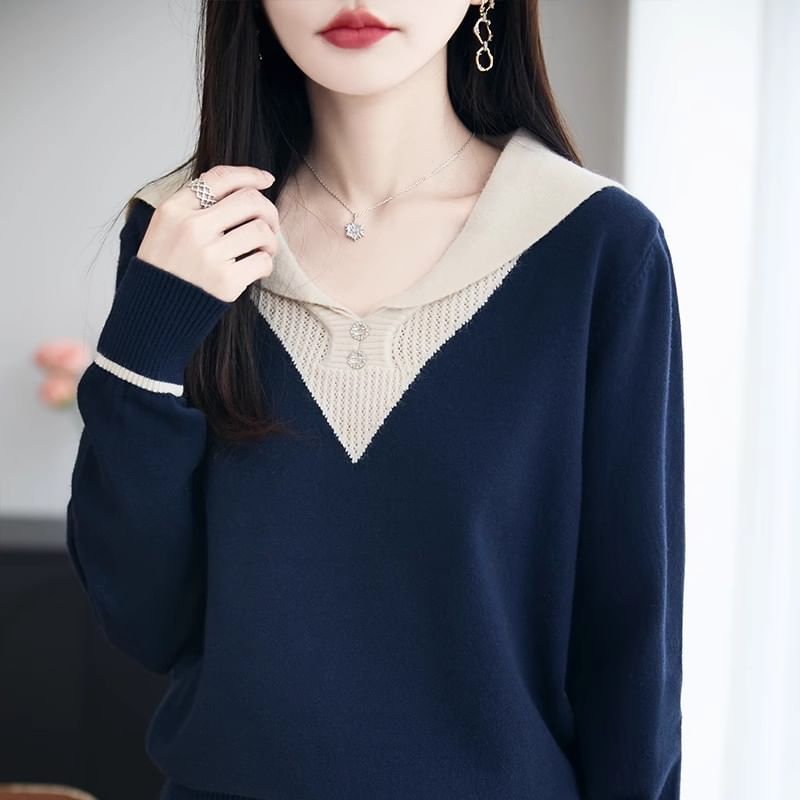 Long-Sleeve Shawl Collar Two Tone Knit Top