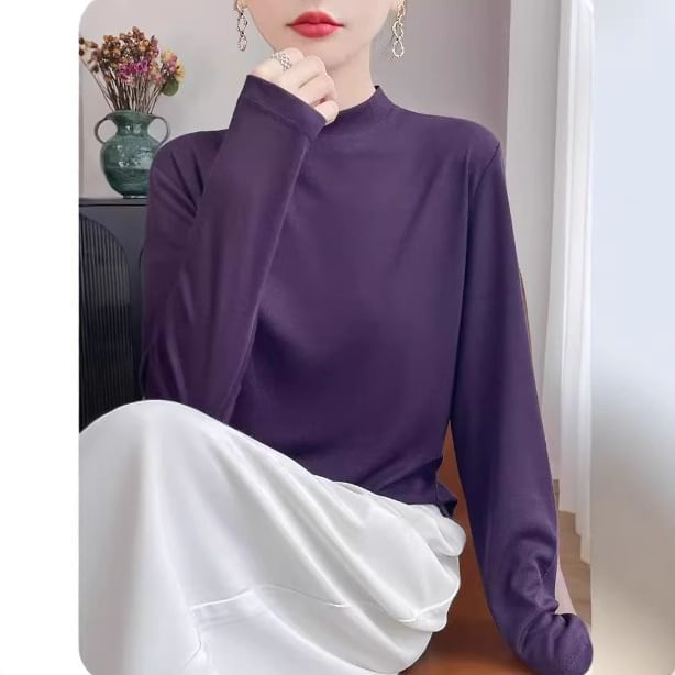 Long-Sleeve Mock Neck Plain T-Shirt