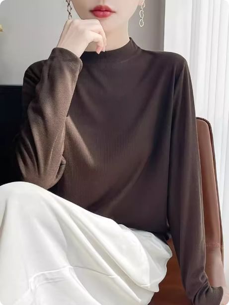 Long-Sleeve Mock Neck Plain T-Shirt