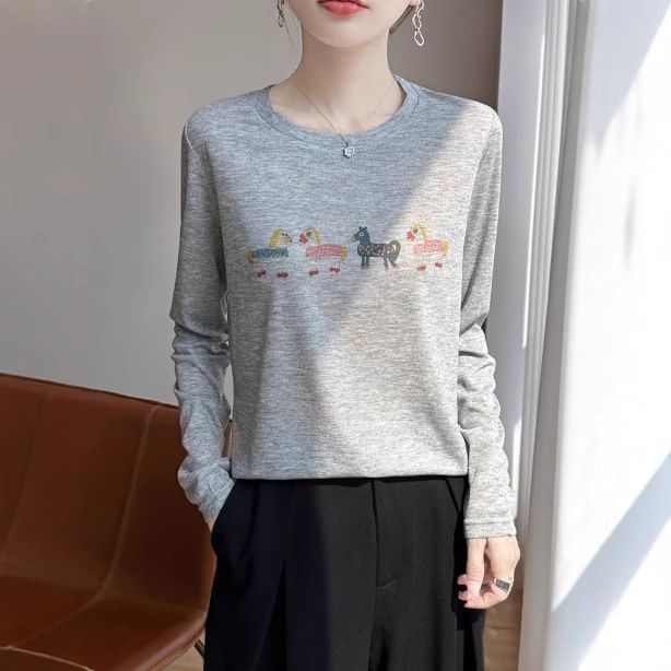 Long-Sleeve Crew Neck Horse Print Tee
