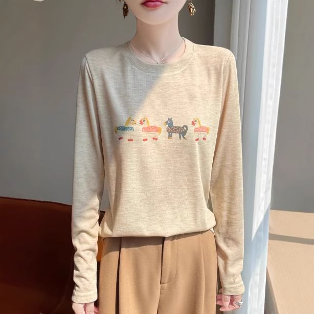 Long-Sleeve Crew Neck Horse Print Tee