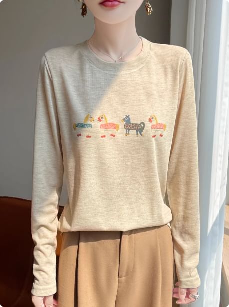Long-Sleeve Crew Neck Horse Print Tee
