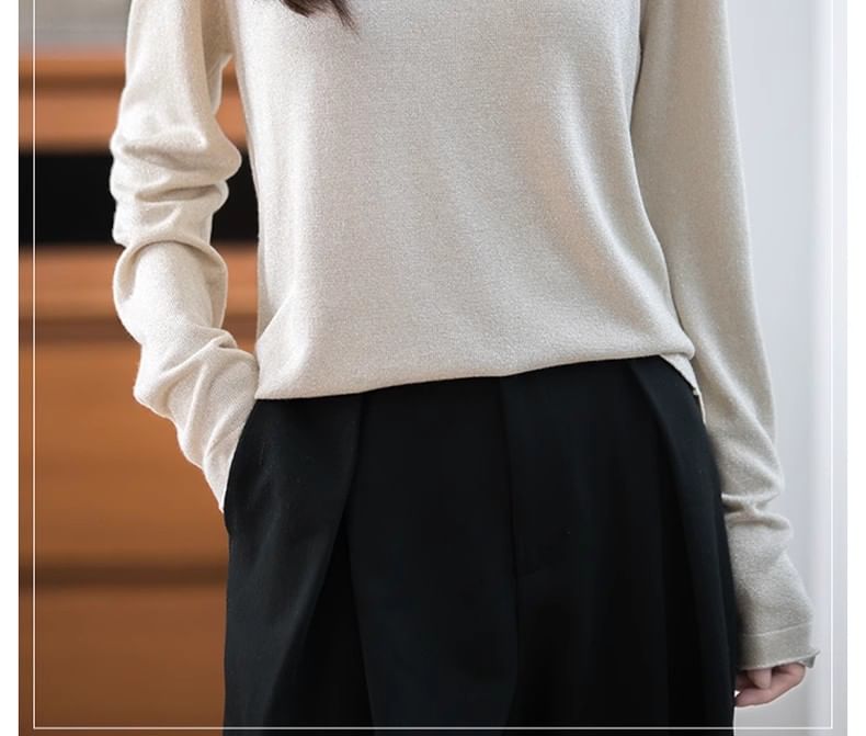 Long-Sleeve Round Neck Glitter Knit Top