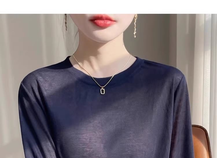 Long-Sleeve Round Neck Plain Knit Top