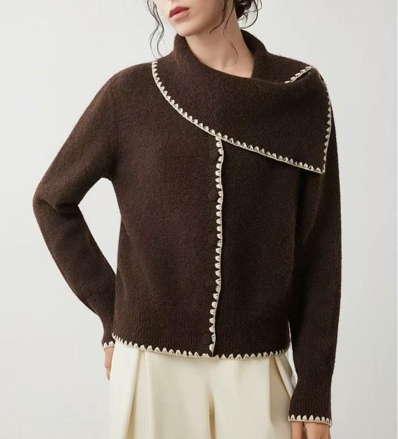 Long-Sleeve Collar Contrast Trim Knit Top