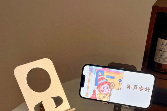 Alloy Wooden Desktop Phone Stand