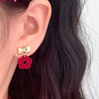 Earring Bow / Clip-On Drop Floral